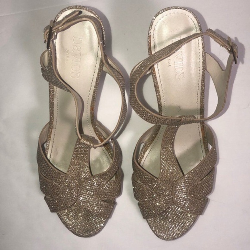 David Bridal T Strap High Heels‎ Platform Size 8M